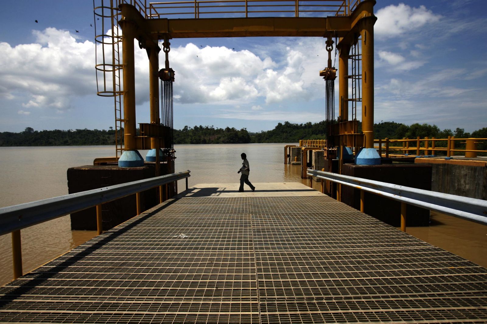 Pelabuhan Majingklak: Jembatan Menuju Masa Depan Cilacap